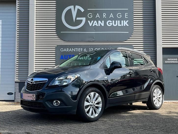 Zwart Gebruikt 2015 Opel Mokka SUV | € 11.495 (Eerlijke prijs) - Afbeelding 1/4