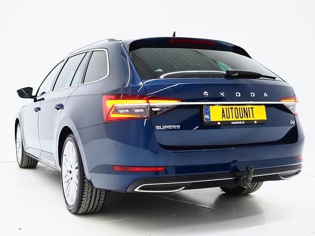 Occasion Skoda Superb LAURIN & KLEMENT 218 PK (160 kW) 2022 Blauw Stationwagen