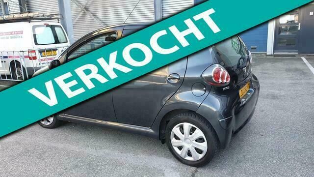 Occasion Toyota Aygo 68 PK (50 kW) 2009 Grijs Hatchback