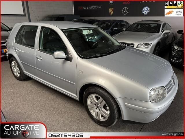 Grijs Gebruikt 2001 VW Golf IV Highline Hatchback | € 999 (Goede deal) - Afbeelding 1/4