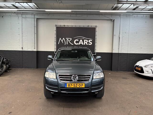 Grijs Gebruikt 2006 VW Touareg SUV | € 5.750 (Duur) - Afbeelding 1/4