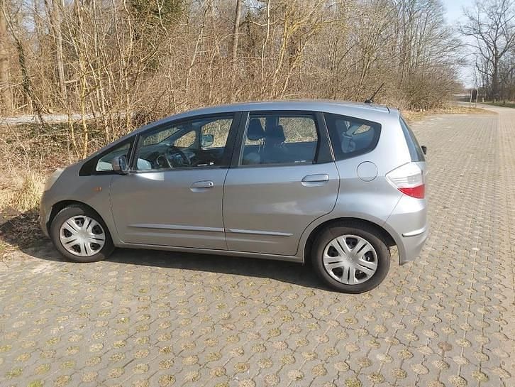 Occasion 2008 Honda Jazz Hatchback | € 2.750 (Eerlijke prijs) - Afbeelding 1/4