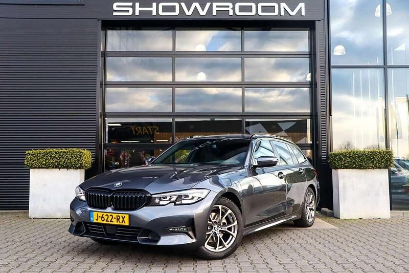 Occasion BMW 320 Executive 184 PK (135 kW) 2020 Grijs Stationwagen