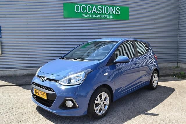 Blauw Gebruikt 2015 Hyundai i10 Comfort Hatchback | € 5.250 (Eerlijke prijs) - Afbeelding 1/4