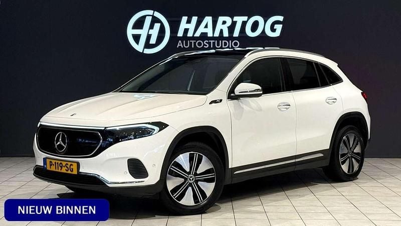 Wit Gebruikt 2021 Mercedes EQA250 Electric Art SUV | € 22.950 (Eerlijke prijs) - Afbeelding 1/4