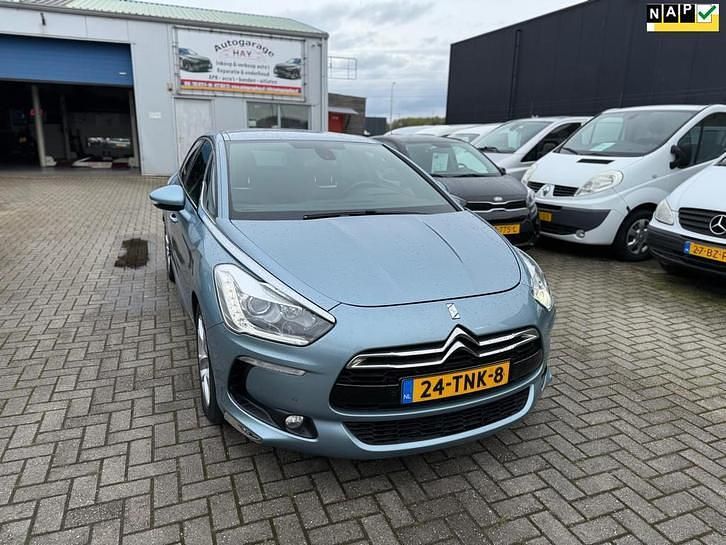 Occasion Citroën DS5 Chic 156 PK (114 kW) 2012 Blauw Hatchback
