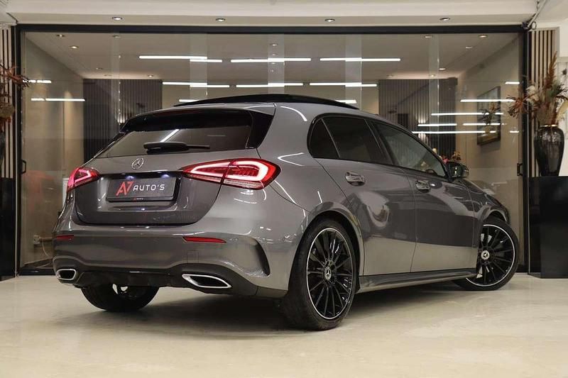 Occasion Mercedes A250 Premium Plus 225 PK (165 kW) 2019 Grijs Hatchback