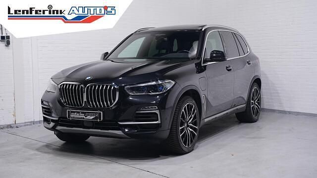 Black sapphire metallic 475 Occasion 2021 BMW X5 xLine SUV | € 56.850 (Goede deal) - Afbeelding 1/4