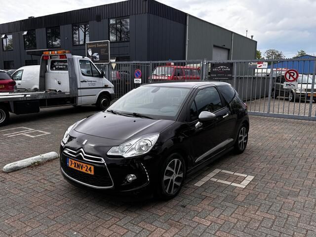 Paars Gebruikt 2014 Citroën DS3 So Chic Hatchback | € 5.495 (Goede deal) - Afbeelding 1/4