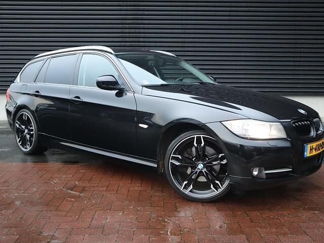 Occasion BMW 325 Comfort Edition 218 PK (160 kW) 2011 Zwart Stationwagen
