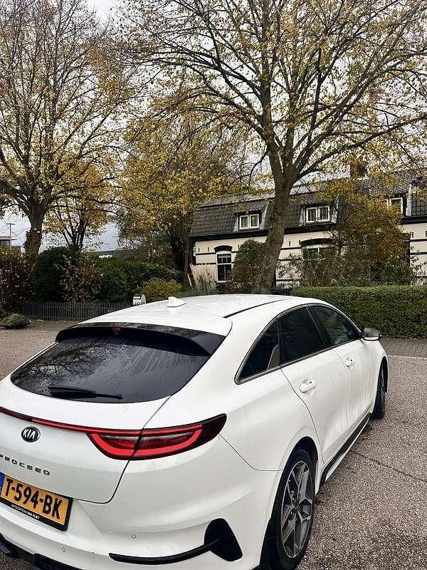Occasion Kia ProCeed GT-Line 140 PK (102 kW) 2019 Wit Hatchback
