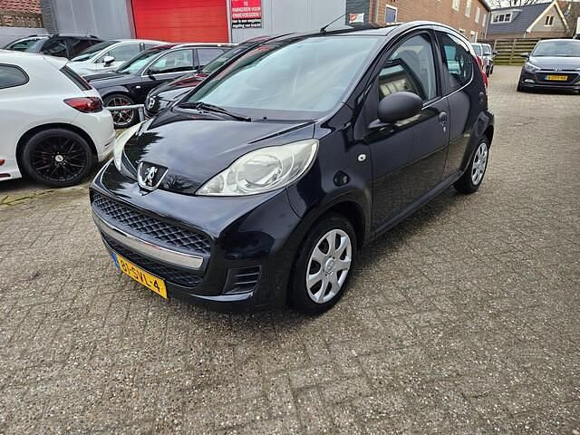Occasion Peugeot 107 68 PK (50 kW) 2011 Zwart Hatchback