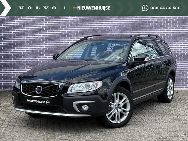 Zwart Gebruikt 2015 Volvo XC70 Inscription SUV | € 23.899 (Goede deal) - Afbeelding 1/3