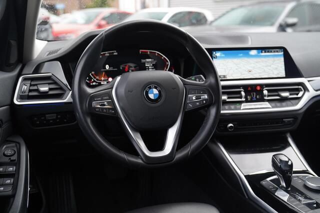 Occasion BMW 330 Executive 259 PK (190 kW) 2019 Grijs, metallic lak Stationwagen