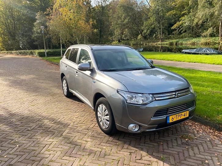 Occasion Mitsubishi Outlander 204 PK (150 kW) 2014 SUV