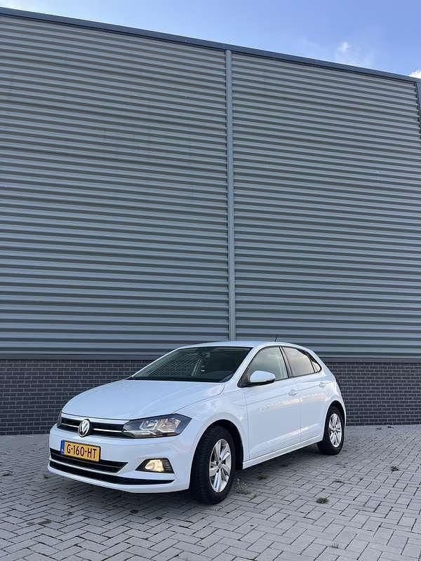 Wit Occasion 2019 VW Polo Comfortline Hatchback | € 11.500 (Eerlijke prijs) - Afbeelding 1/4