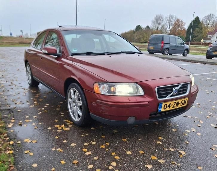 Occasion Volvo S60 140 PK (102 kW) 2008 Rood Sedan