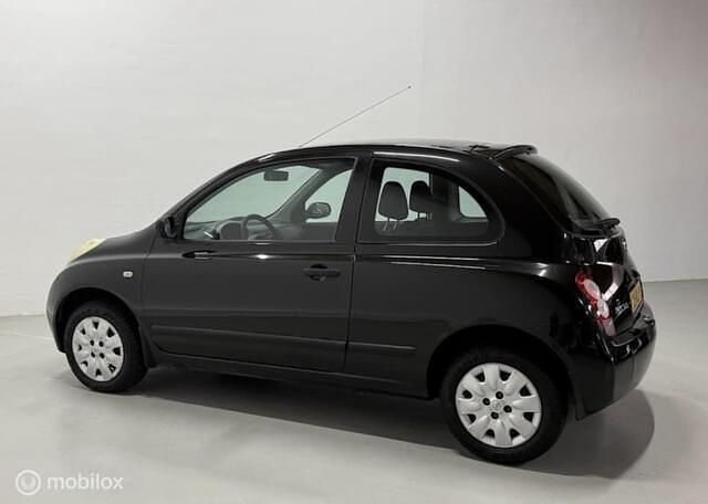 Occasion Nissan Micra Basis 65 PK (47 kW) 2005 Zwart Hatchback