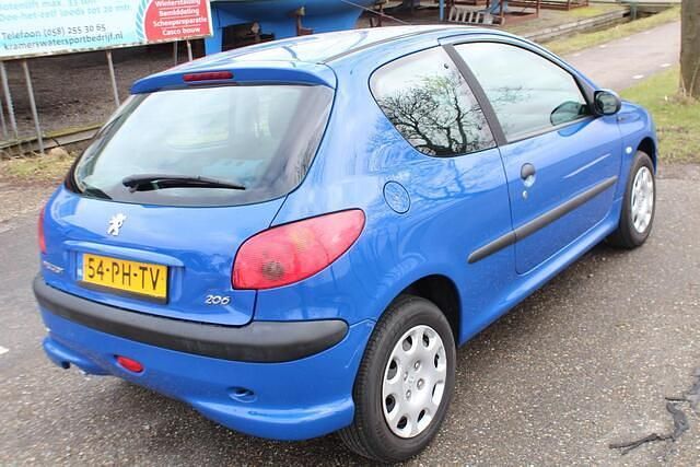 Occasion Peugeot 206 60 PK (44 kW) 2005 Blauw Hatchback