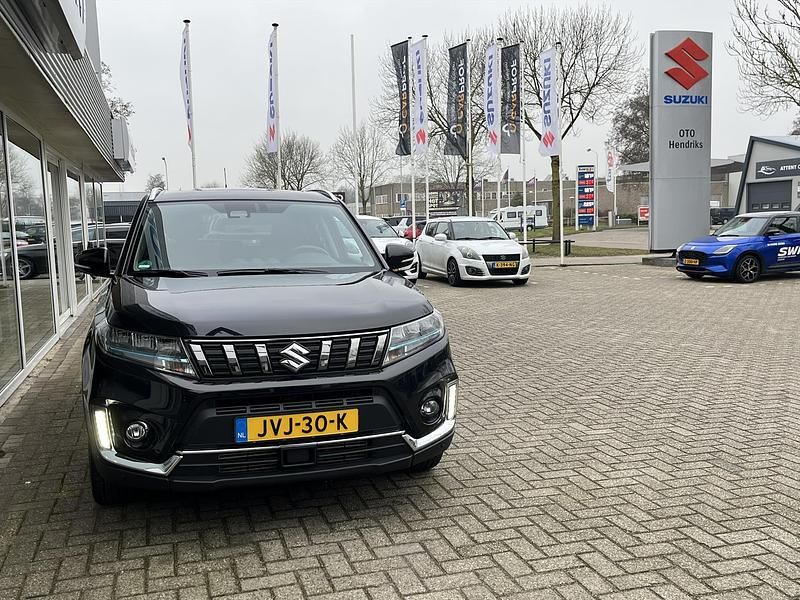 Occasion Suzuki Vitara Style 129 PK (94 kW) 2021 Zwart (metallic) SUV