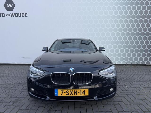 Zwart Occasion 2014 BMW 116 Executive Hatchback | € 7.950 (Goede deal) - Afbeelding 1/4