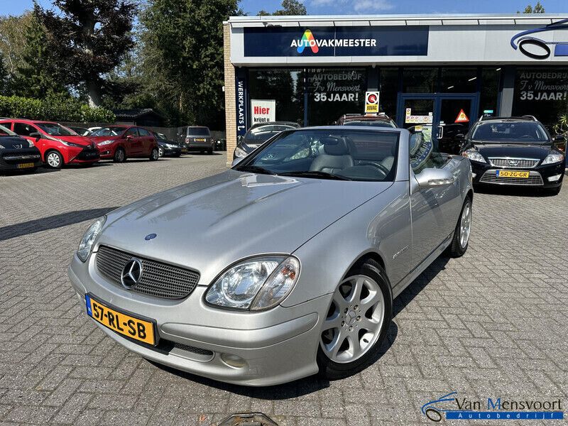 Grijs Gebruikt 2001 Mercedes SLK200 Cabriolet | € 6.950 - Afbeelding 1/4