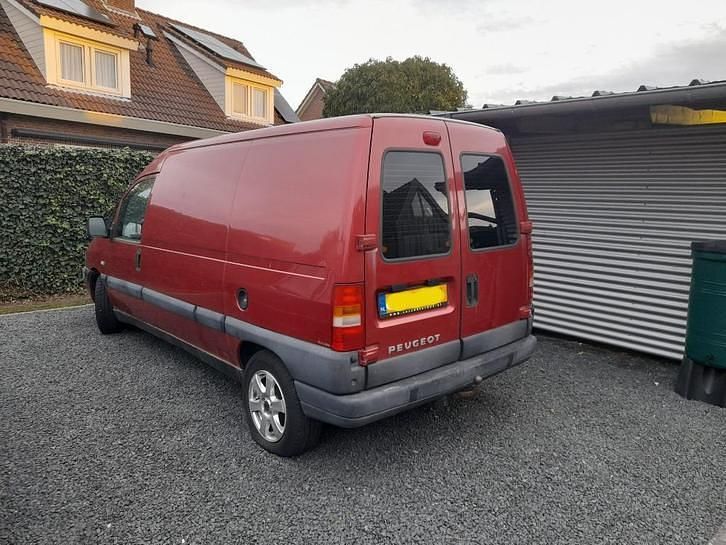 Gebruikt 2004 Peugeot Expert Van | € 1.000 (Eerlijke prijs) - Afbeelding 1/4