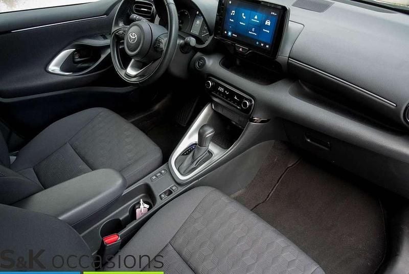Occasion Toyota Yaris Hybrid Business Edition 116 PK (85 kW) 2024 Wit Hatchback