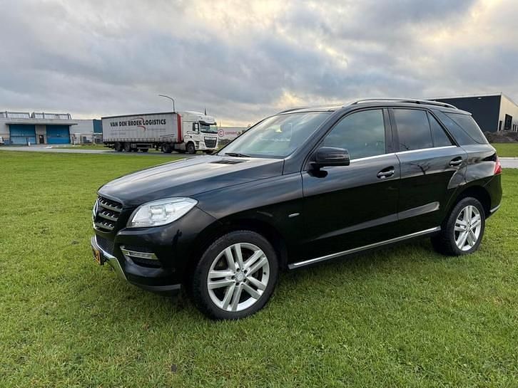 Gebruikt 2012 Mercedes ML350 SUV | € 15.000 (Eerlijke prijs) - Afbeelding 1/4