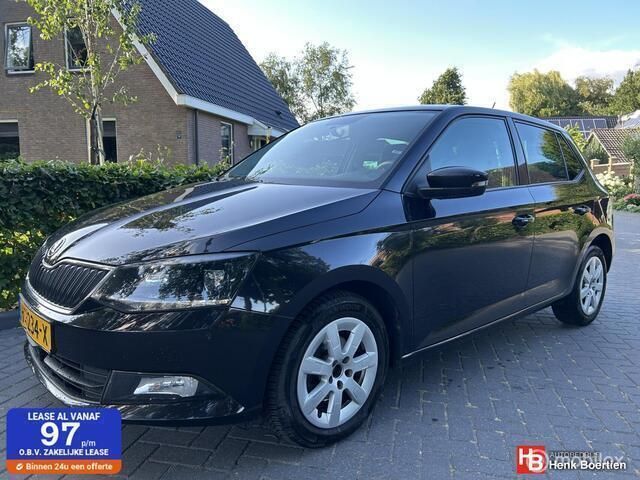 Zwart Gebruikt 2016 Skoda Fabia Active Hatchback | € 5.699 (Eerlijke prijs) - Afbeelding 1/4