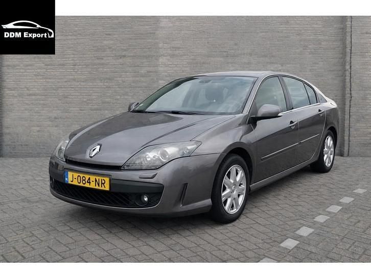 Occasion 2010 Renault Laguna III Dynamique | € 2.495 (Eerlijke prijs) - Afbeelding 1/4