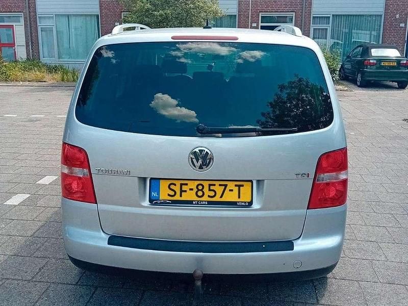 Grijs Gebruikt 2007 VW Touran Business MPV | € 1.800 (Super prijs) - Afbeelding 1/4