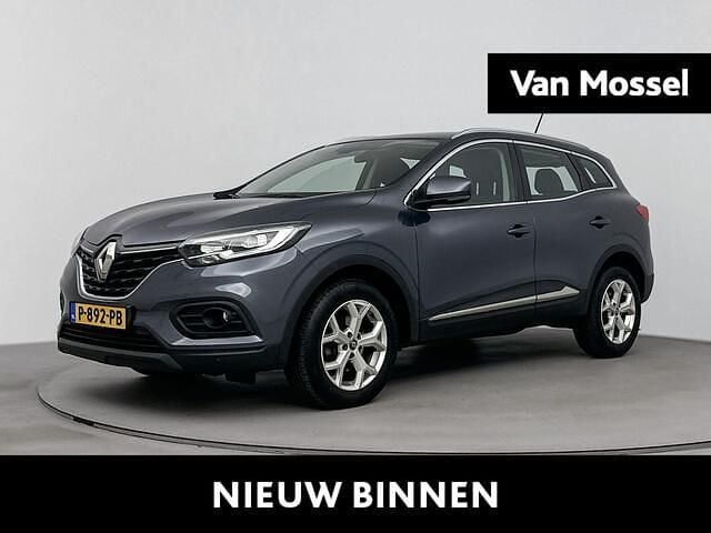 Grey titanium (tekpn) Gebruikt 2021 Renault Kadjar Zen SUV | € 22.440 (Eerlijke prijs) - Afbeelding 1/4