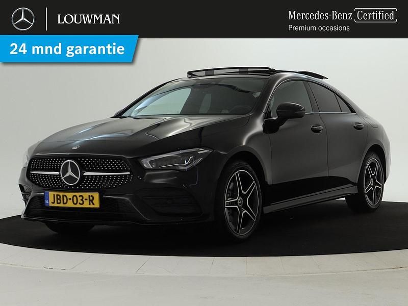 Sedan Gebruikt 2024 Mercedes CLA250e AMG line Sedan | € 44.495 (Iets duurder) - Afbeelding 1/3