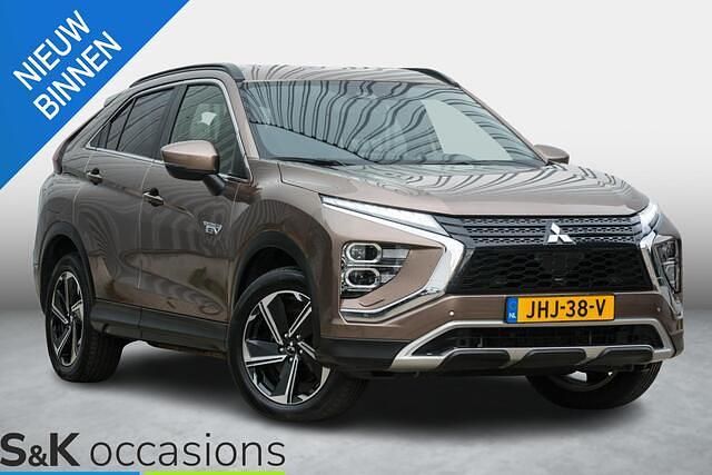 Bruin Gebruikt 2022 Mitsubishi Eclipse Cross Intense SUV | € 21.450 (Goede deal) - Afbeelding 1/4