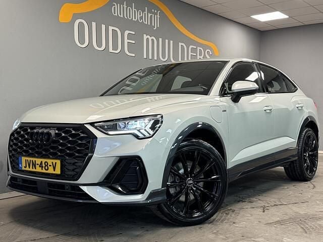 Zilver Occasion 2022 Audi Q3 Sportback Business SUV | € 31.950 (Goede deal) - Afbeelding 1/4