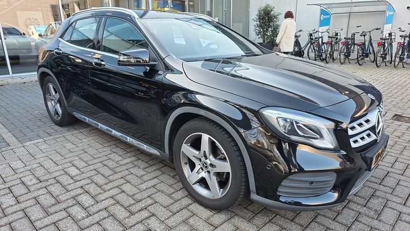 Occasion Mercedes GLA180 Business 2018 Zwart SUV