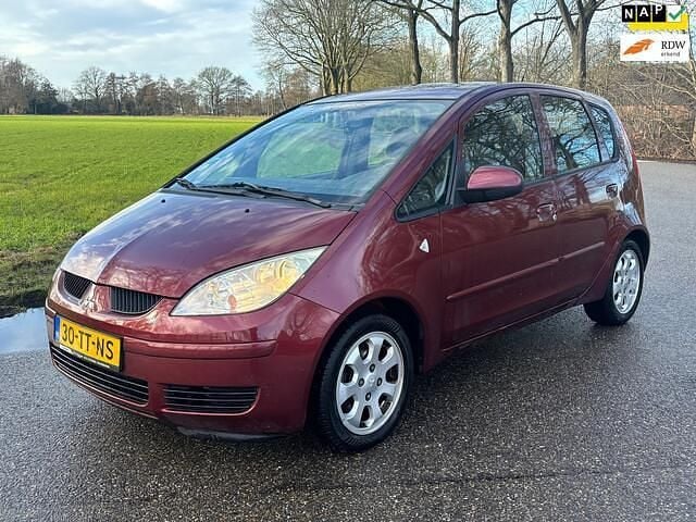 Occasion Mitsubishi Colt Invite 95 PK (69 kW) 2007 Rood Hatchback