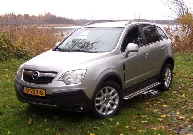 Grijs Gebruikt 2009 Opel Antara SUV | € 4.950 - Afbeelding 1/4