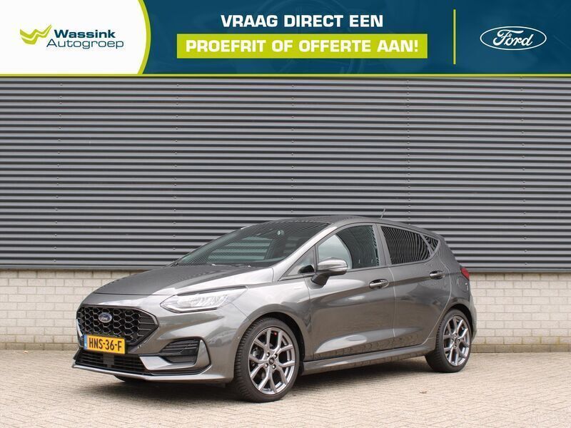 Grijs Gebruikt 2023 Ford Fiesta ST-Line Hatchback | € 20.840 (Duur) - Afbeelding 1/4