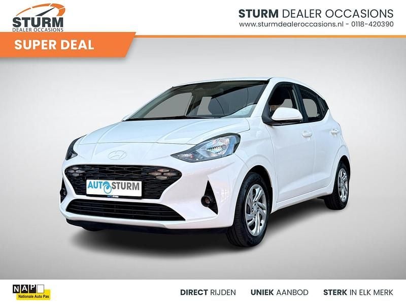 Wit Gebruikt 2024 Hyundai i10 Comfort Hatchback | € 17.039 (Eerlijke prijs) - Afbeelding 1/4