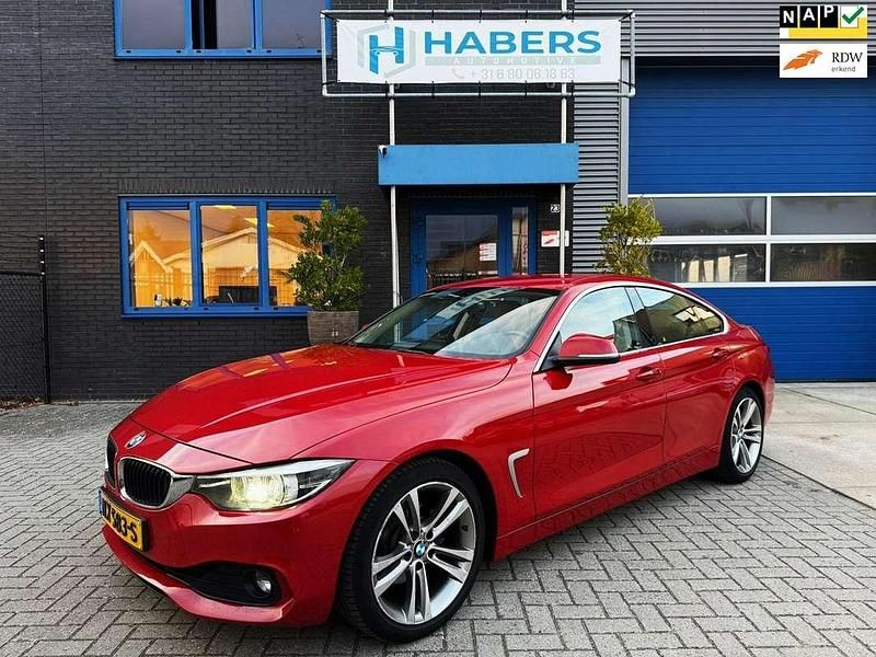 Rood Gebruikt 2017 BMW 420 Gran Coupé Executive Coupé | € 17.945 (Goede deal) - Afbeelding 1/4