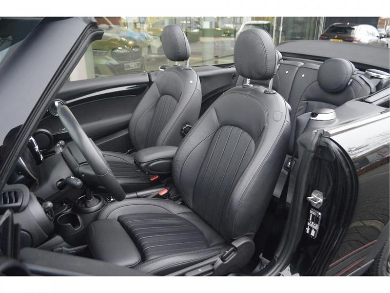 Occasion Mini Cooper Cabriolet 136 PK (100 kW) 2023 Zwart Cabriolet