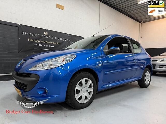 Blauw Gebruikt 2011 Peugeot 206+ Hatchback | € 2.195 (Eerlijke prijs) - Afbeelding 1/4