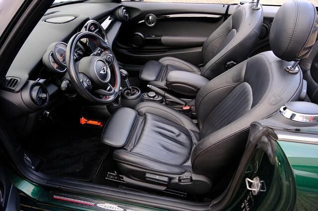 Occasion Mini John Cooper Works Cabriolet Business 192 PK (141 kW) 2016 Groen Cabriolet