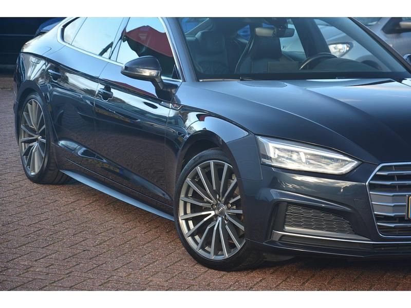 Occasion Audi A5 S-Line 191 PK (140 kW) 2019 Blauw Hatchback