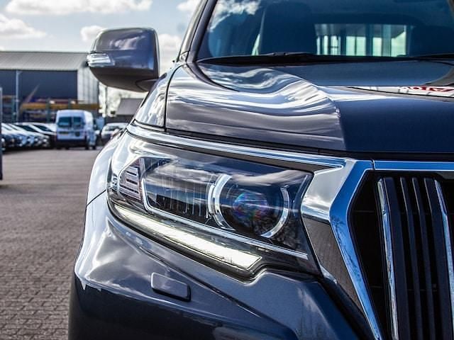 Occasion Toyota Land Cruiser 177 PK (130 kW) 2019 Grijs SUV