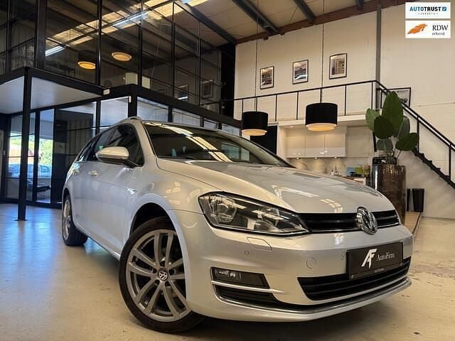 Overige Gebruikt 2015 VW Golf VII LOUNGE Stationwagen | € 11.745 (Eerlijke prijs) - Afbeelding 1/4