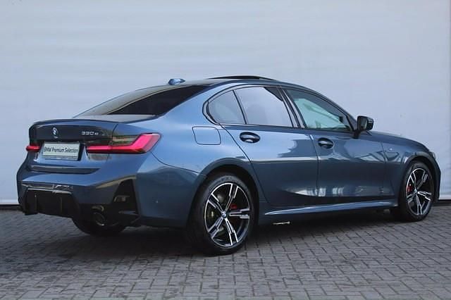 Occasion BMW 330e Executive 184 PK (135 kW) 2025 Blauw Sedan
