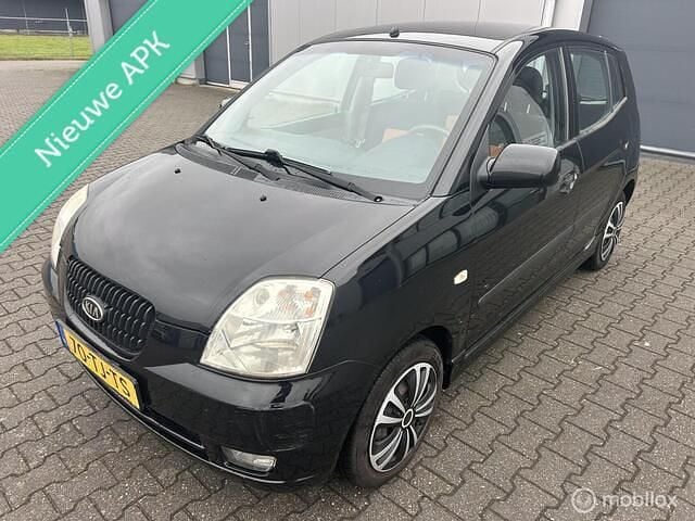 Zwart Occasion 2006 Kia Picanto Hatchback | € 1.199 (Goede deal) - Afbeelding 1/4